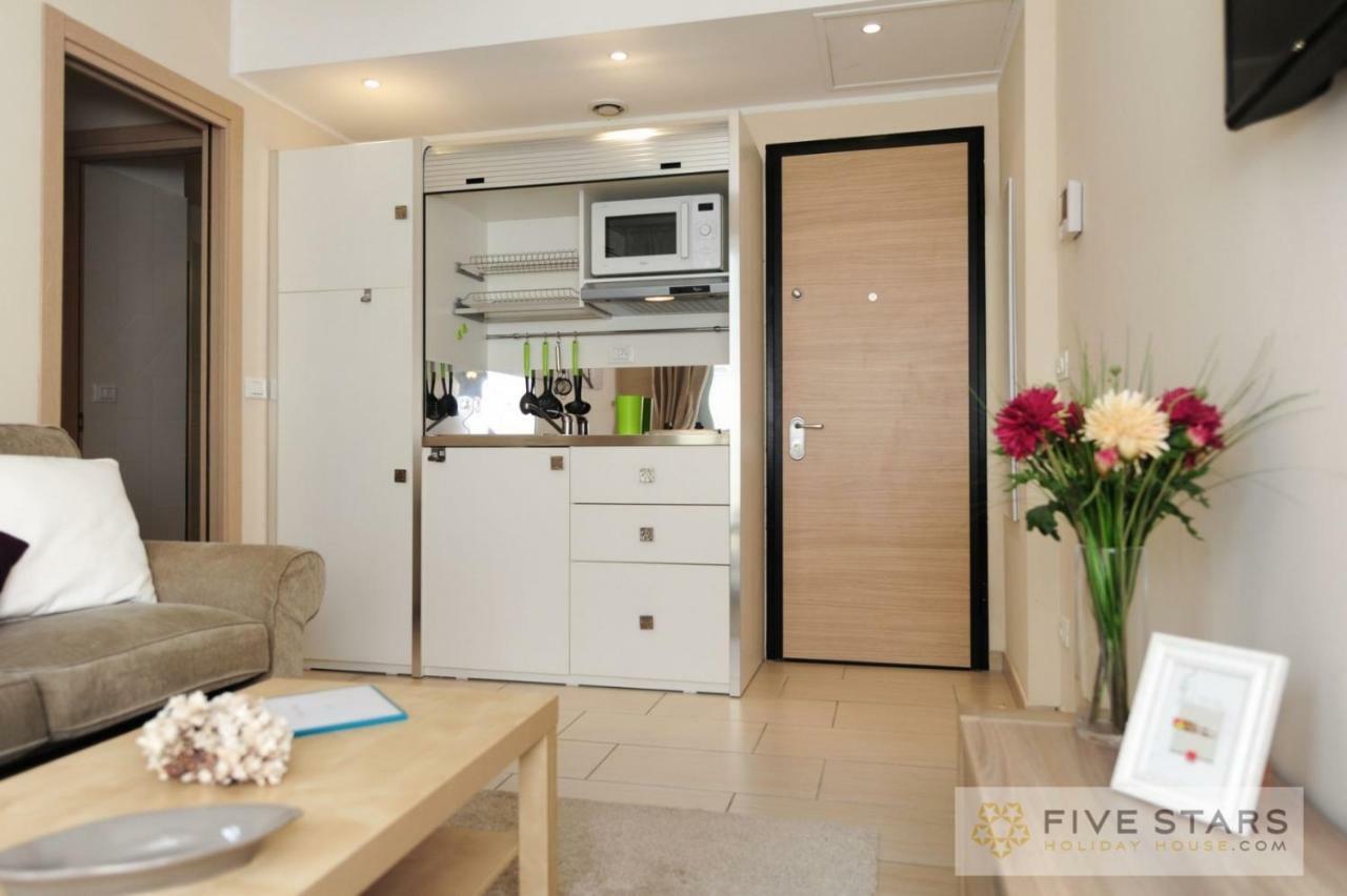 Flower Nest - Five Stars Holiday House Apartment Nizza